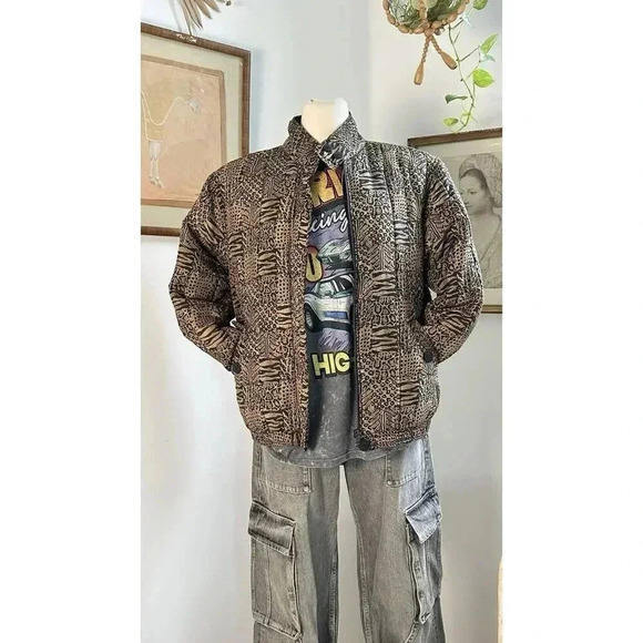 Vintage Silk Animal Print Bomber Jacket Leopard Print 90s Statement Outwear - Picture 2 of 5